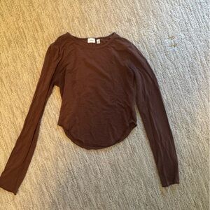 Aritzia potion long sleeve size medium